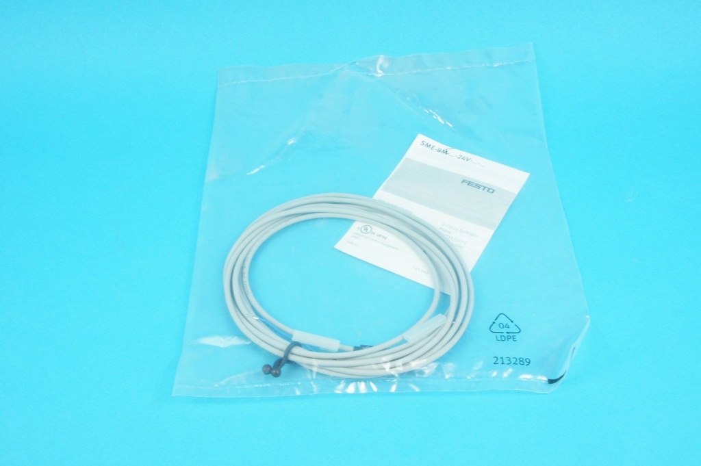 Festo 213289 Proximity sensor switch SME-8M-ZS-24V-K-2,5-OE factory sealed bag