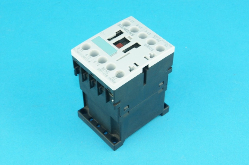 Siemens 3RT1016-1AP02 Sirius Contactor 3-pole 230V 50/60Hz