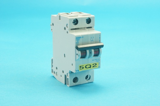 [4202-000-C] Vynckier 4202-000 640315 series E circuit breaker C2A 6 kA 2-pole