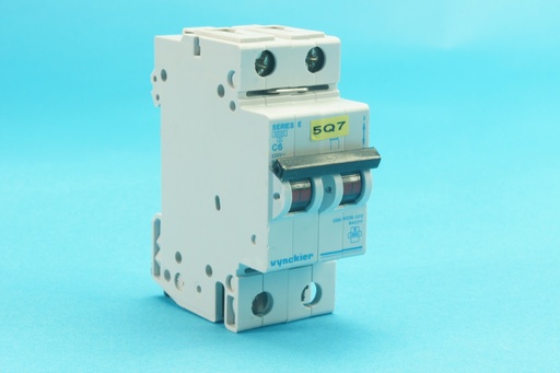 [4206-000-C] Vynckier 4206-000 640317 series E circuit breaker C6A 6 kA 2-pole