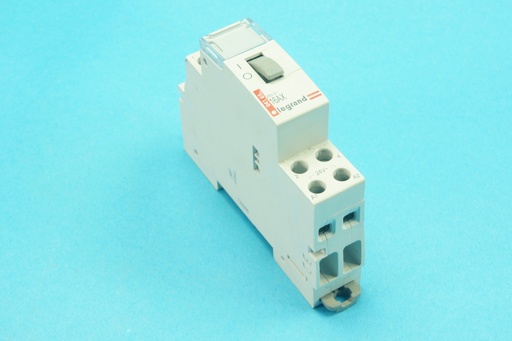 [004165-C] Legrand 004165 2-pole latching relay 1 module with coil 24 VAC 50 Hz and 2 NO contacts 16A 250 VAC