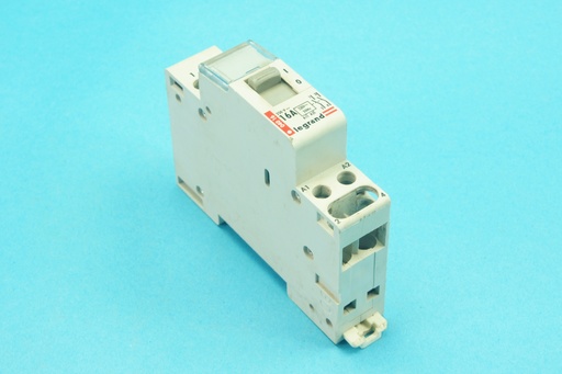 [004016-C] Legrand 004016 2-pole latching relay 1 module with coil 230 VAC 50 Hz and 2 NO contacts 16A 250 VAC