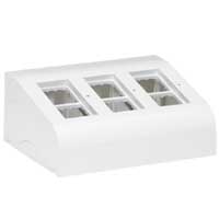 [031749] Vloerdoos voor opbouw - 3 x 4 uit te rusten modules (3 plaatsen voor LED) - afmetingen 217 x 167 x 90 mm - uitgerust met draaiende kabelhouders